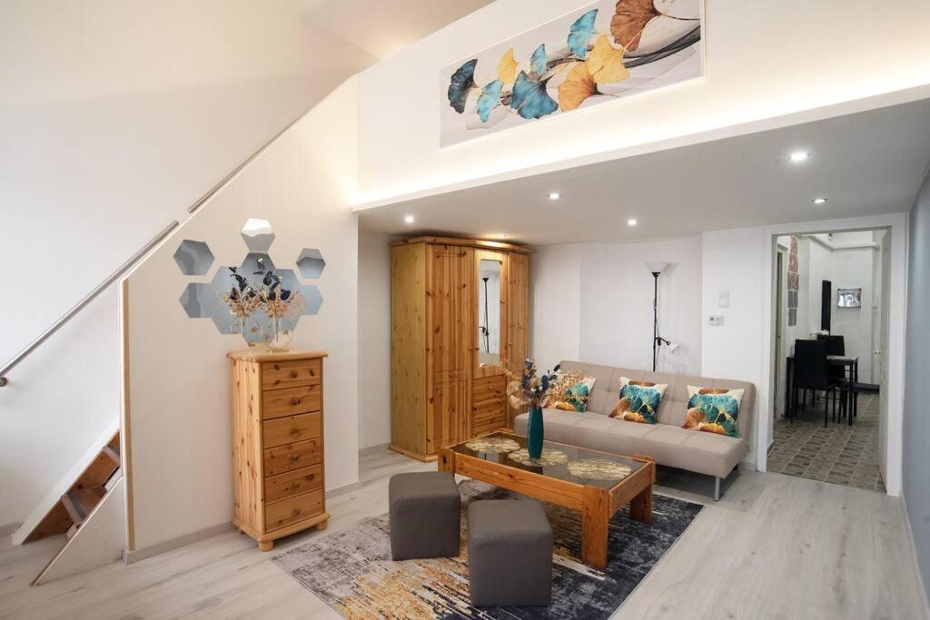 Apartment Z23 By The Opera House *
